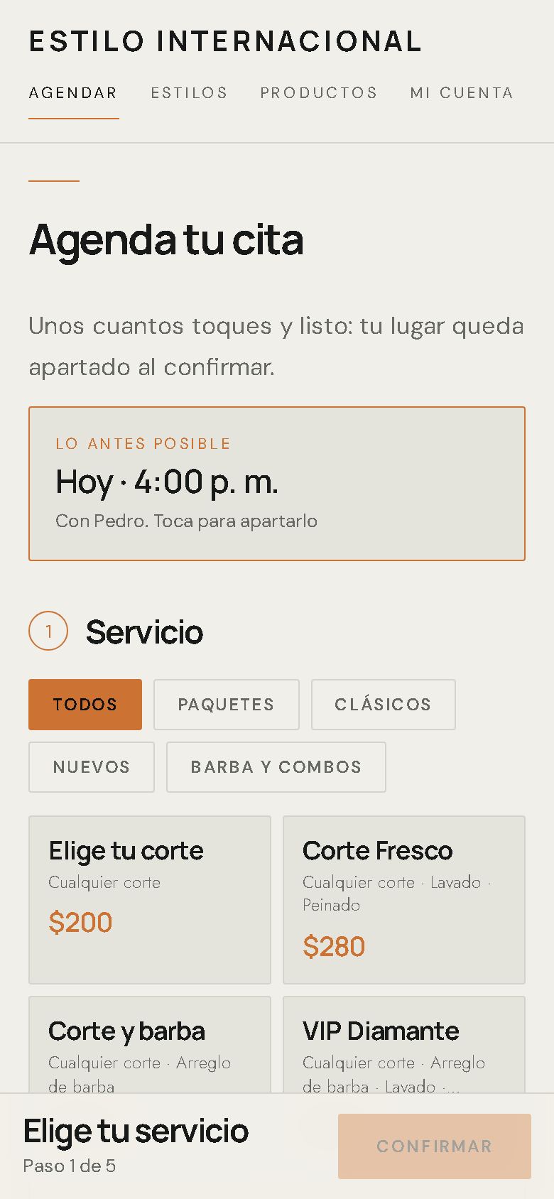 Online booking screen to reserve an appointment, in Spanish